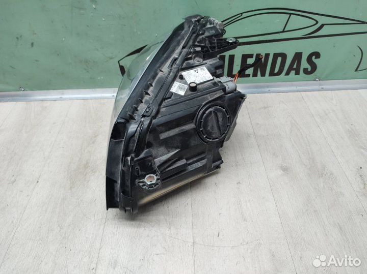 Фара правая Mercedes-Benz C-Class W205 2014-2019