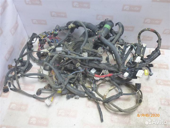 Проводка моторного отсека Toyota Rav4 ACA30 1AZ-FE