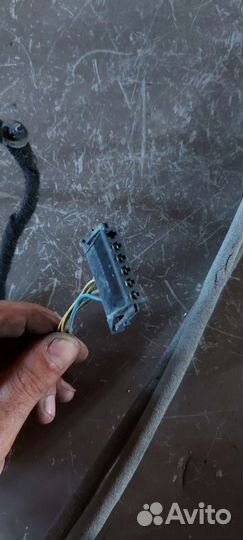 Замок сдвижной двери Mercedes w639