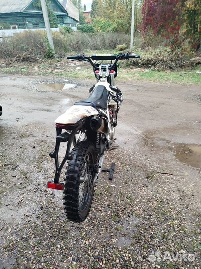 Продаю Avantis FX 250