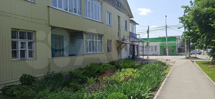 3-к. квартира, 73 м², 1/2 эт.