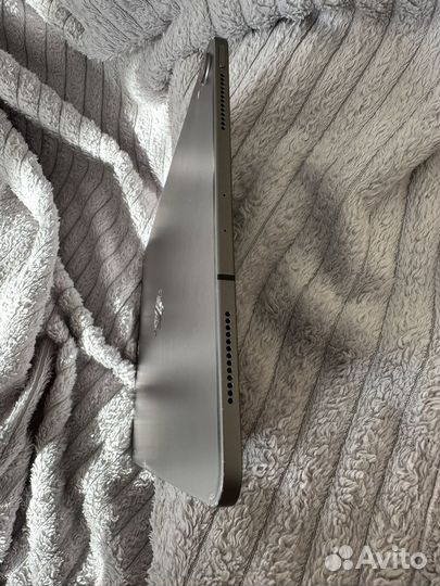 iPad Pro 11 2018g Wi-Fi + Cellular 64gb