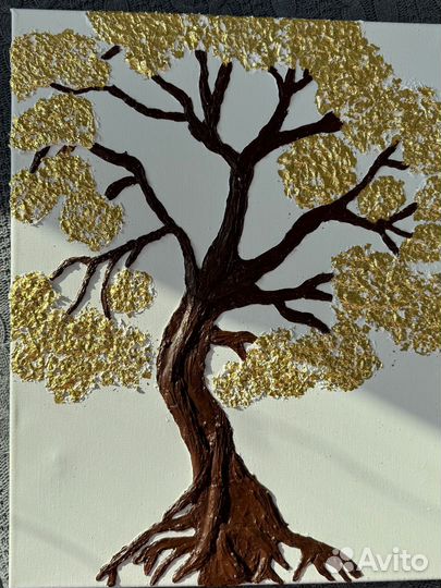 Картина из текстурной пасты на холсте