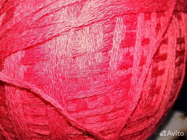 Пряжа, пуговицы. монетки