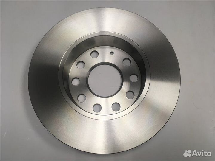 Диск тормозной задний Volksvagen Golf V