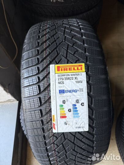 Pirelli Scorpion Winter 2 275/35 R22