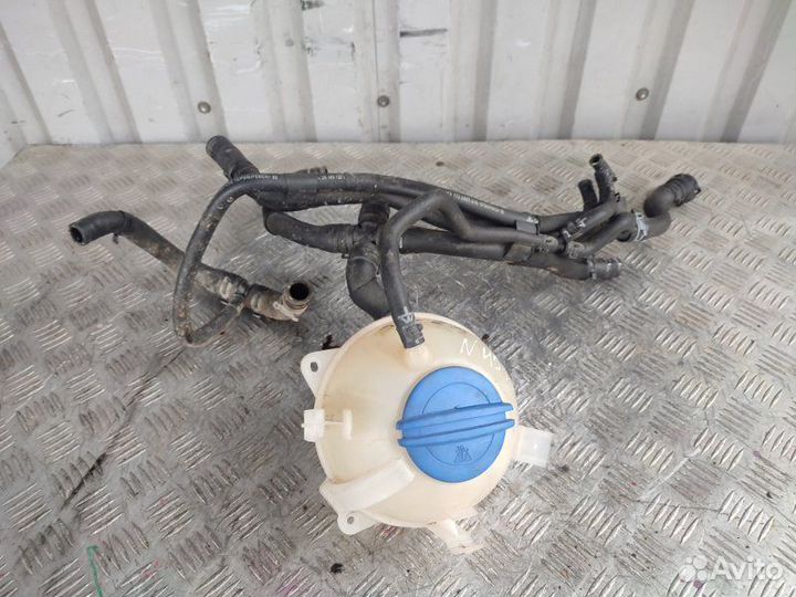 Патрубок системы охлаждения Skoda Yeti 5L CBZ 2012