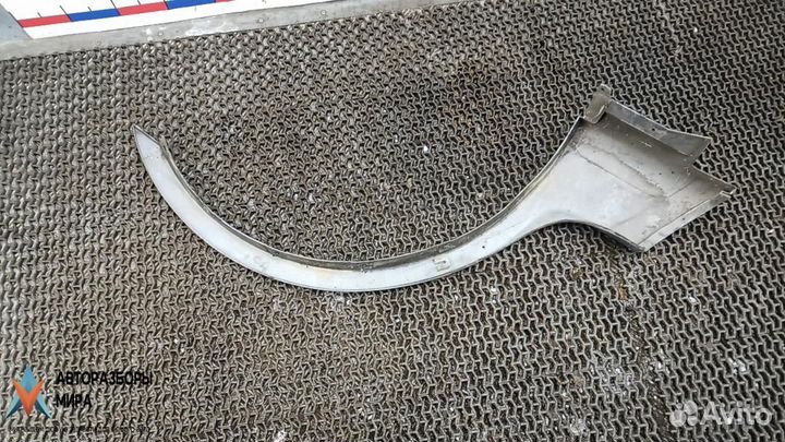 Молдинг переднего левого крыла BMW X3 E83 2005
