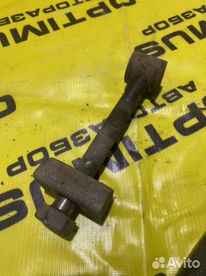 Траверсные болты Opel Frontera B