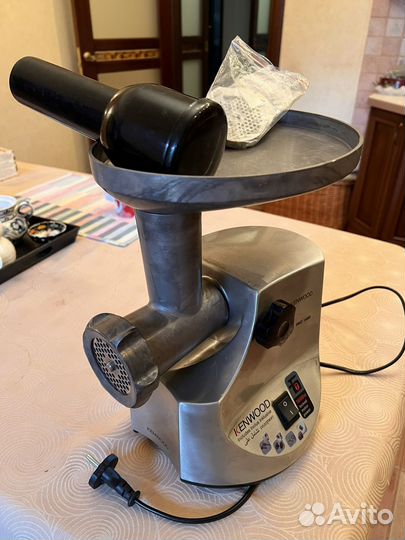 Мясорубка Kenwood MG 510 A Pro 1600