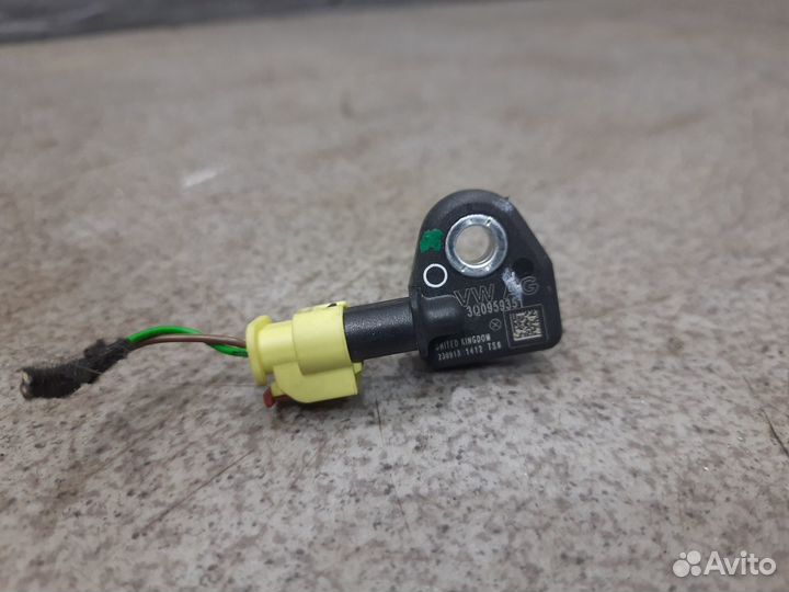 Датчик бокового удара для Skoda Octavia A7