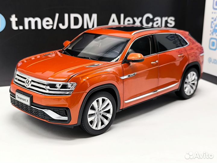 Volkswagen Teramont X, 1:18, в наличии