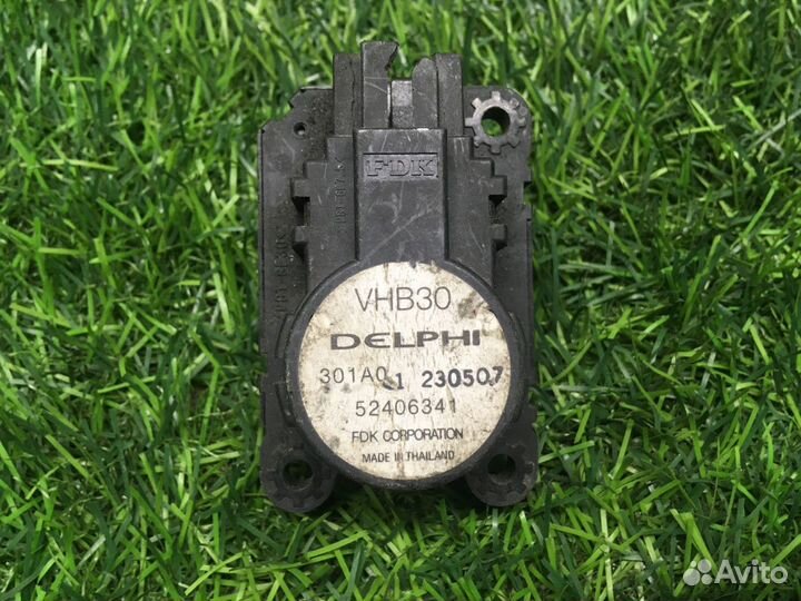 Моторчик заслонки отопителя Opel Astra H / Family