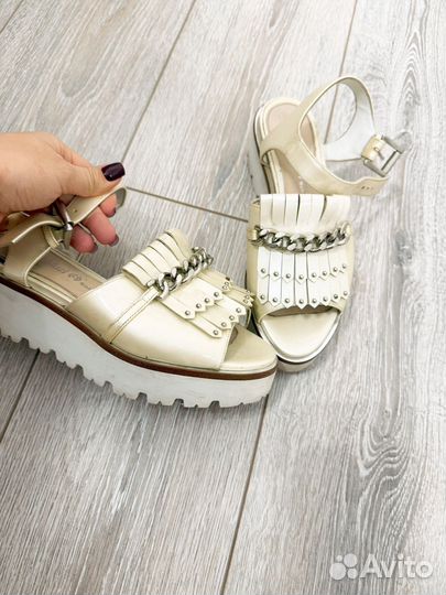 Nando muzi босоножки