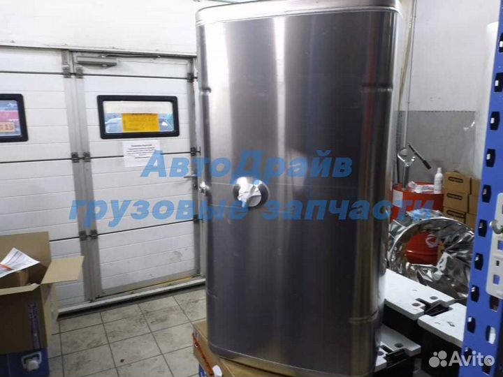 Бак топливный Ман 580 литров оригинал 81122015967