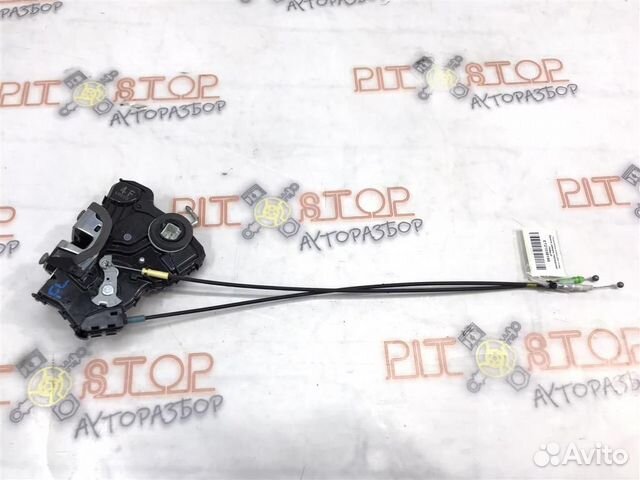 Замок двери передний левый Toyota Estima (AHR20,A