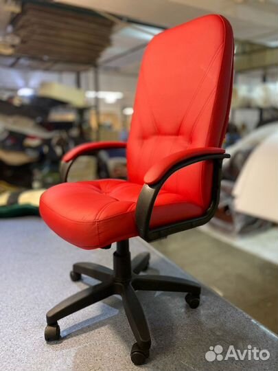 Компьютерное кресло