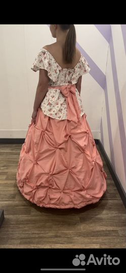 Винтажное платье в стиле 19 века