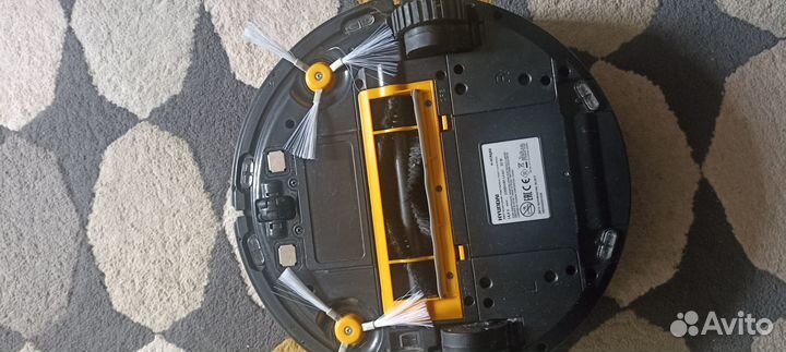 Робот пылесос