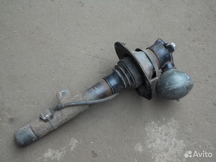 Гидростойка подвески Ситроен С5