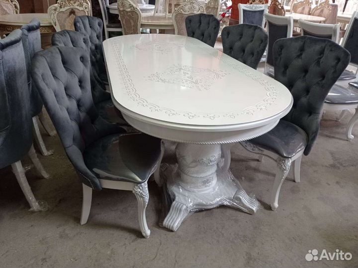 Кухонный стол