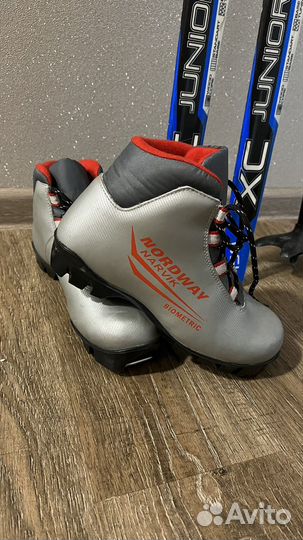 Беговые лыжи детские и ботинки