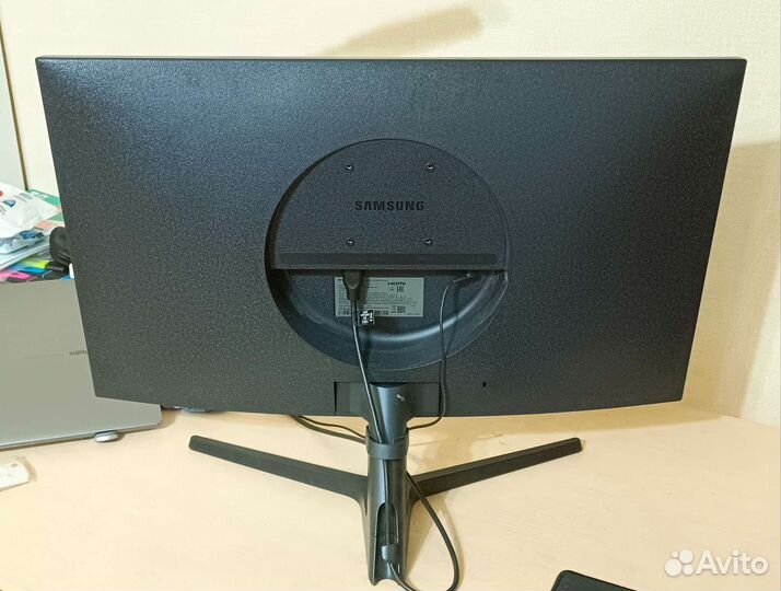 4K Монитор Samsung U28R550UQI