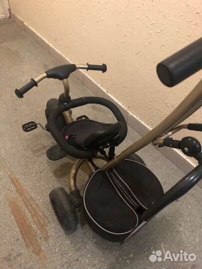 Трехколесный велосипед