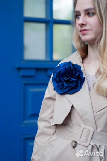 Брошь ручной работы цветок