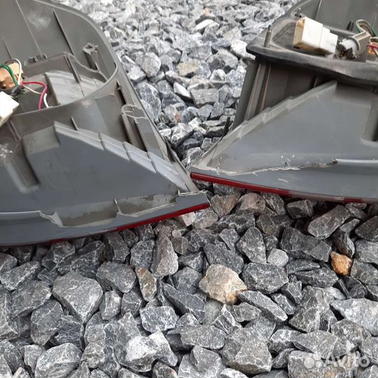 Задние фары на тойота премио