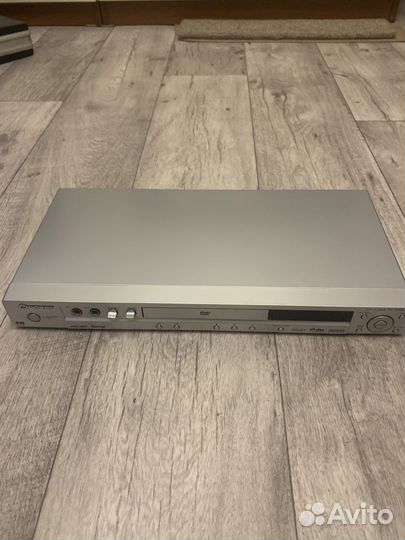 Проигрыватель Pioneer DV-500K