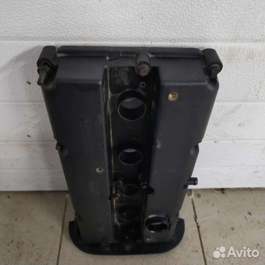 Клапанная крышка ford Fusion