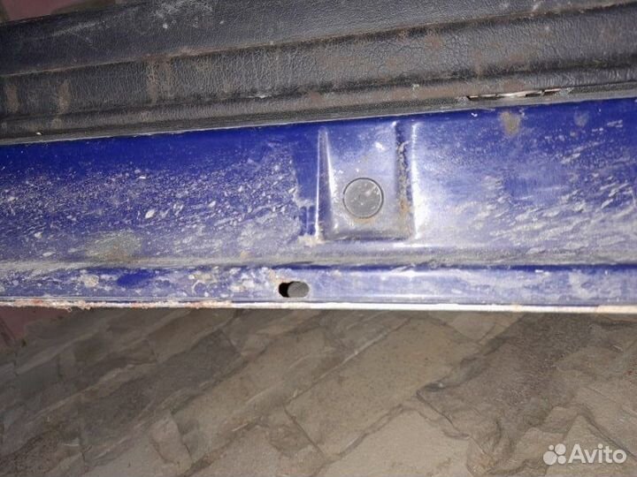 Дверь передняя правая Volkswagen Golf 3 1991-1997