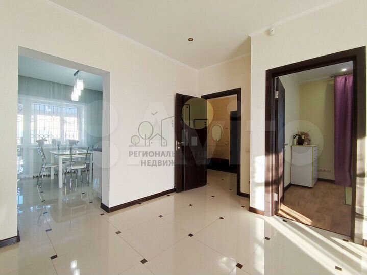 Дом 207 м² на участке 11 сот.