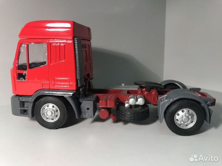 Модель Iveco Eurotech Old Cars 1/43