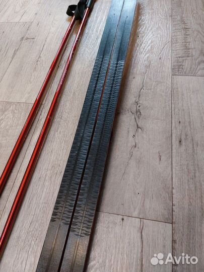 Лыжи 130, лыжные палки 120