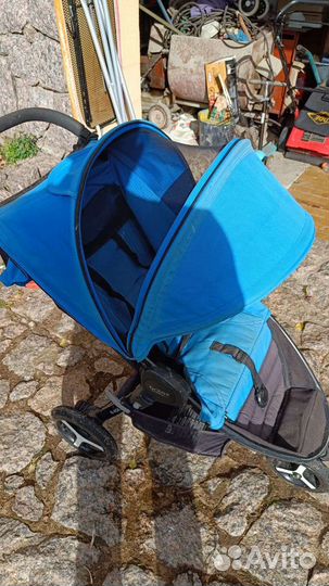Прогулочная коляска