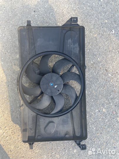 Вентилятор охлаждения ford focus 2