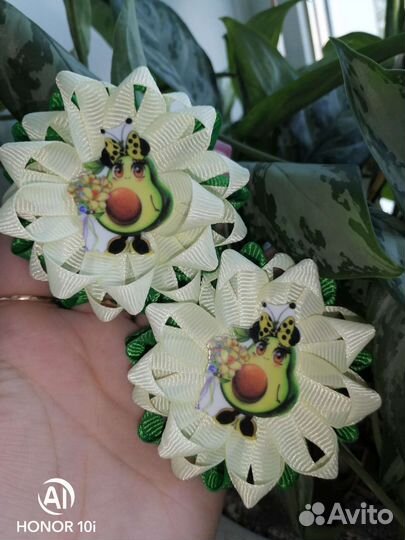 Резиночки для волос ручной работы