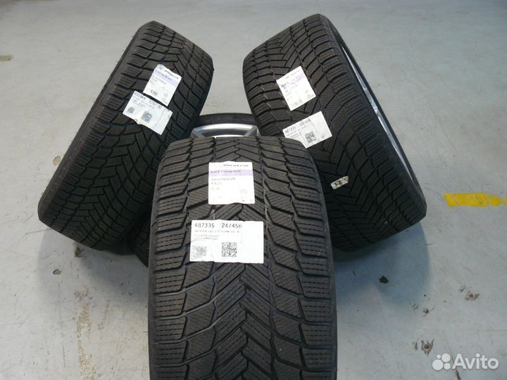R20 Michelin X-Ice Snow SUV 275/45, PCD 5x130 DIA 71.6