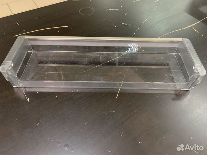 Полка на дверь для холодильника Siemens KG39NAW31R