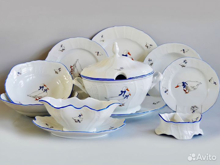 Столовый сервиз 