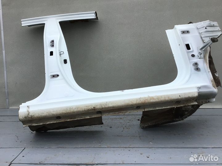 Порог со стойкой правый Hyundai Solaris 2017