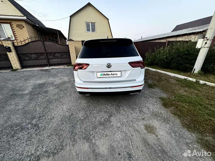 Volkswagen Tiguan 2.0 AMT, 2018, 56 000 км