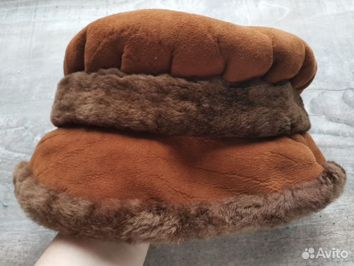 Шапка женская с натуральным мехом