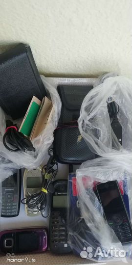 Мобильные телефоны бу, фотоаппарат, калькулятор