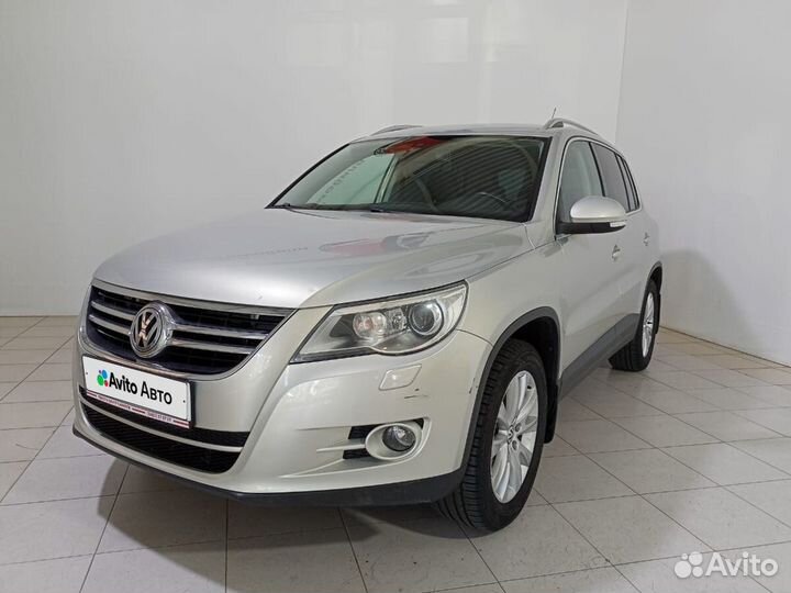 Volkswagen Tiguan 2.0 AMT, 2011, 130 000 км