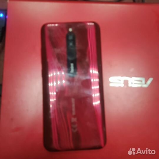 Xiaomi Redmi 8, 4/64 ГБ
