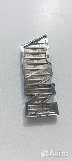 Эмблема на крыло BMW M