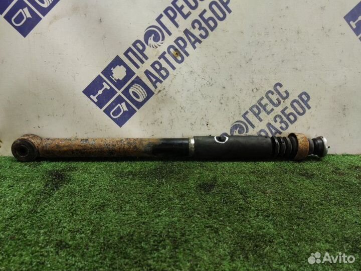 Амортизатор задний правый Renault Symbol седан 1.4